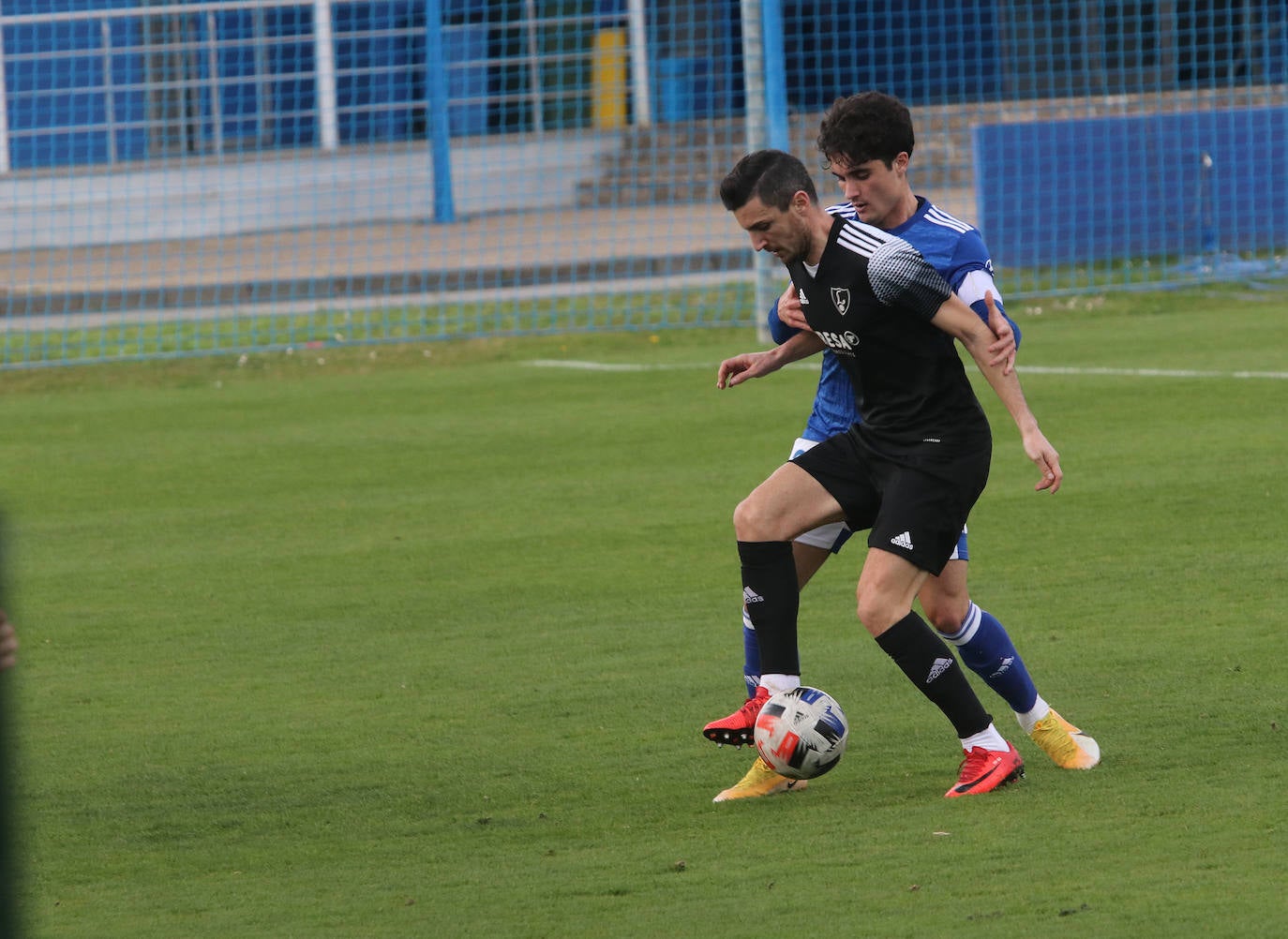 Fotos: Oviedo B 2-1 Lealtad, en imágenes