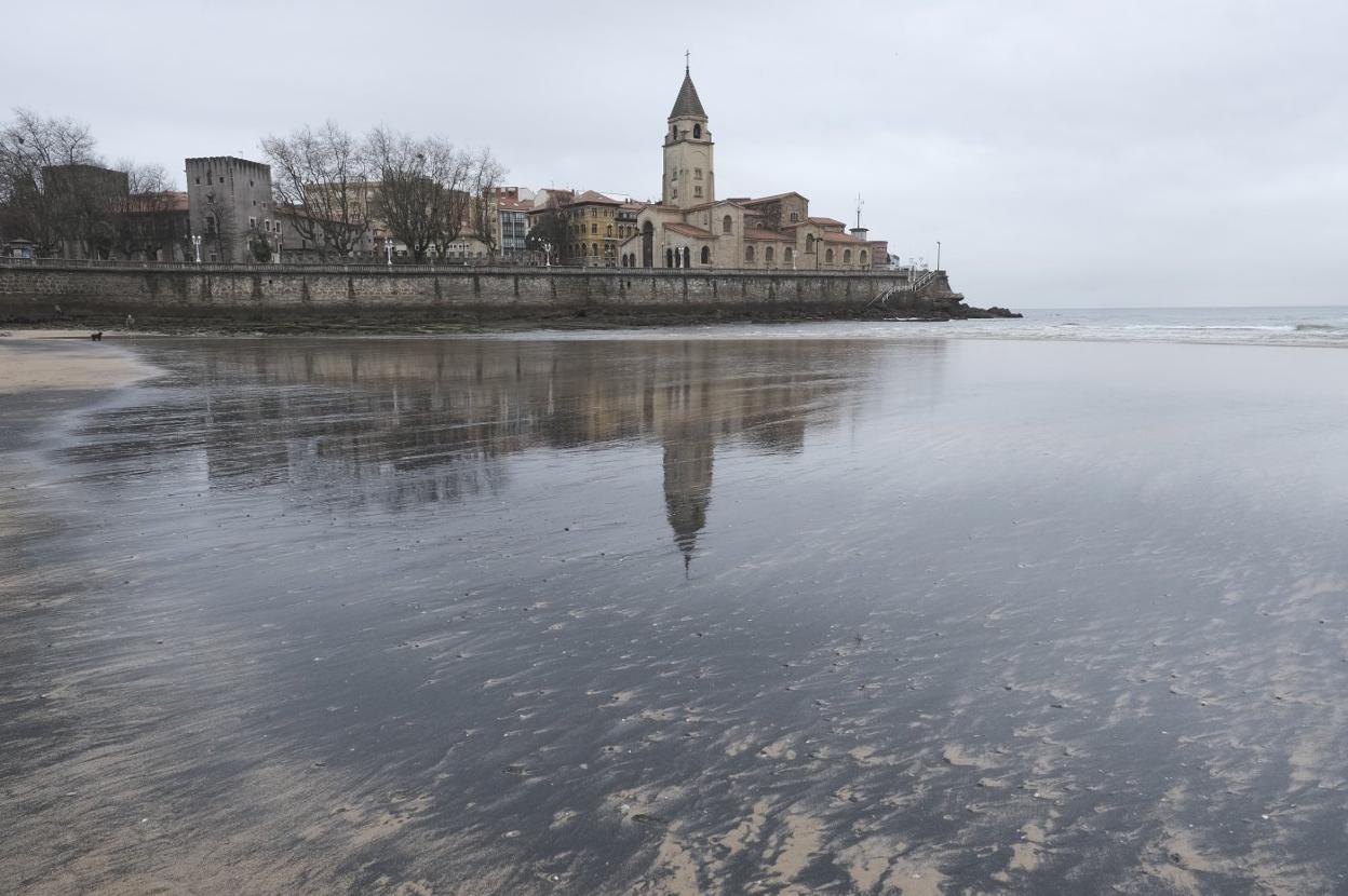 El carbón se asienta junto a San Pedro
