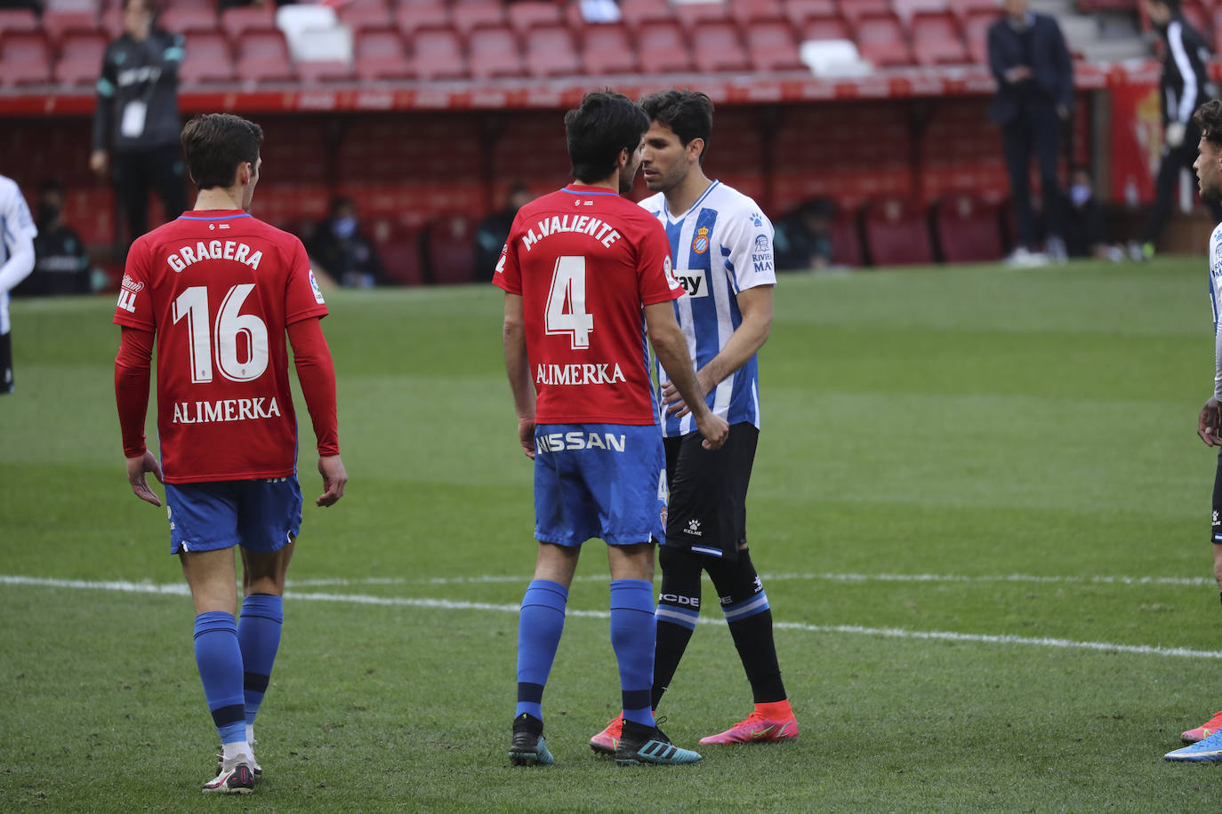 El Sporting suma un punto ante el gran candidato al ascenso esta temporada y sigue invicto en su estadio