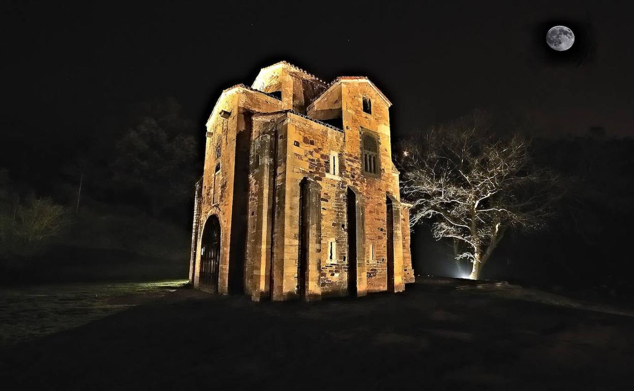 Iglesia de San Miguel de Lillo 