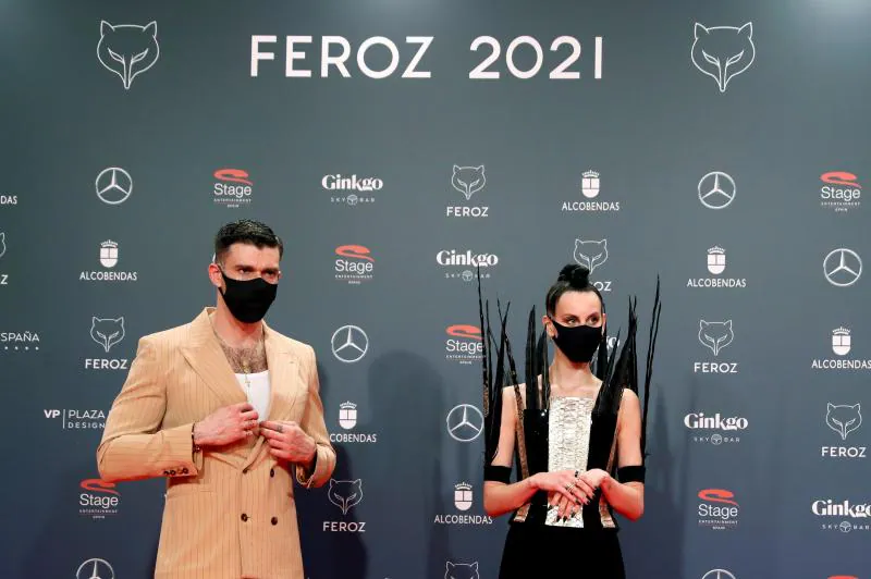 Alfombra roja de los Premios Feroz: looks transgresores en tiempos de pandemia