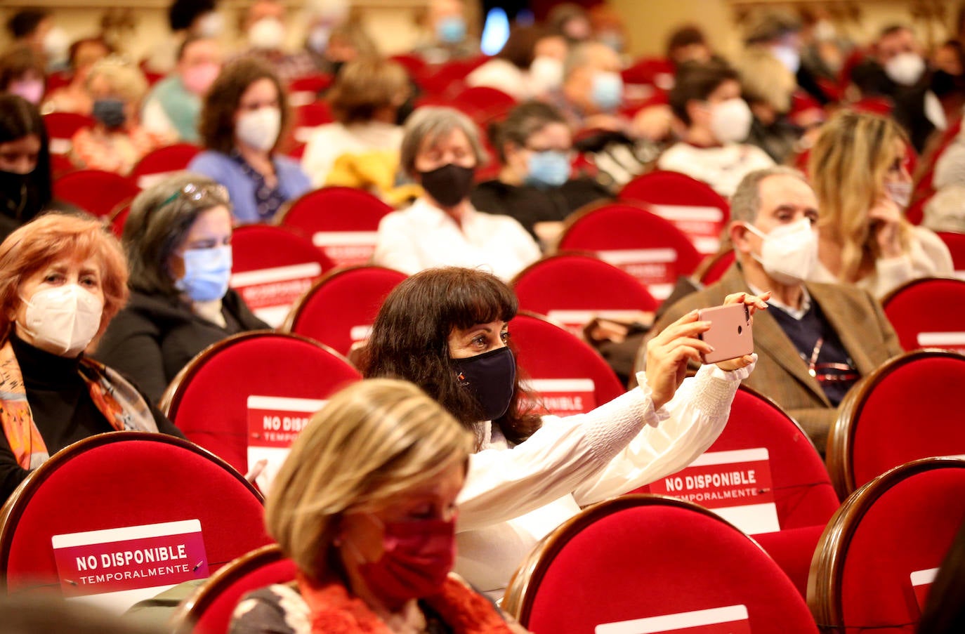 El violinista español de origen libanés y ascedencia armenia convención en el coliseo ovetense