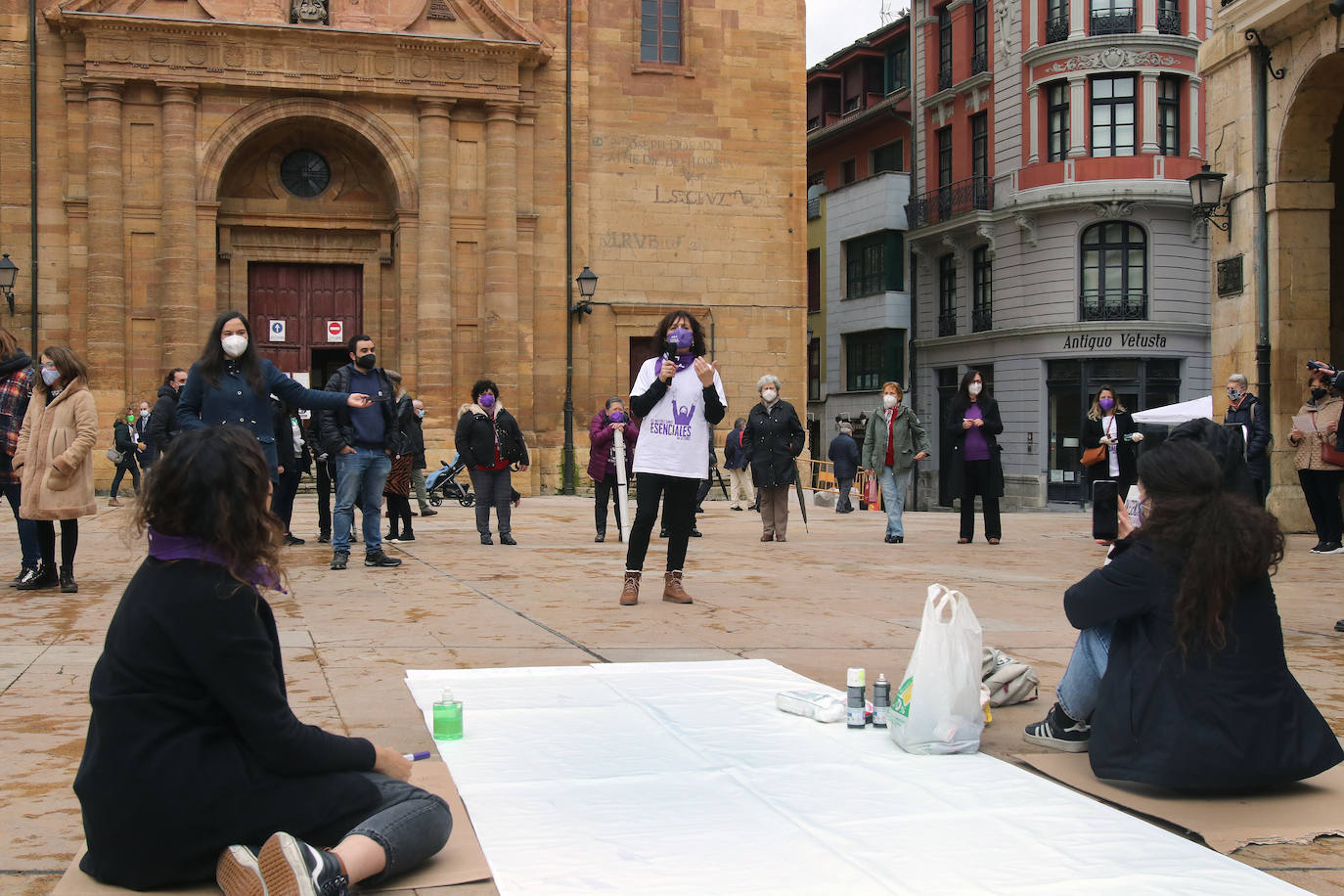 Concentraciones feministas en Gijón, Oviedo, Avilés, Siero y Colunga para presentar la protesta del Día Internacional de las Mujeres