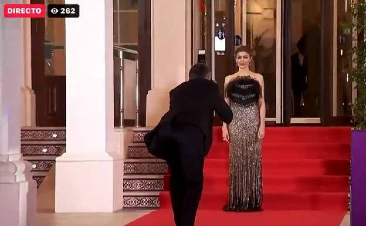 Los comentarios empezaron a realizarse a partir de la aparición de la actriz Marta Nieto en la alfombra roja.