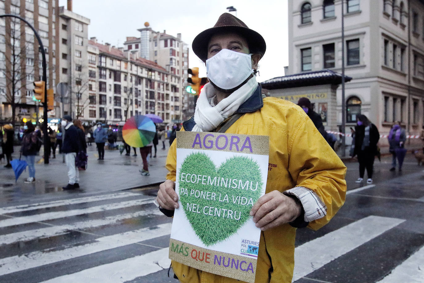 Gijón clama contra la desigualdad