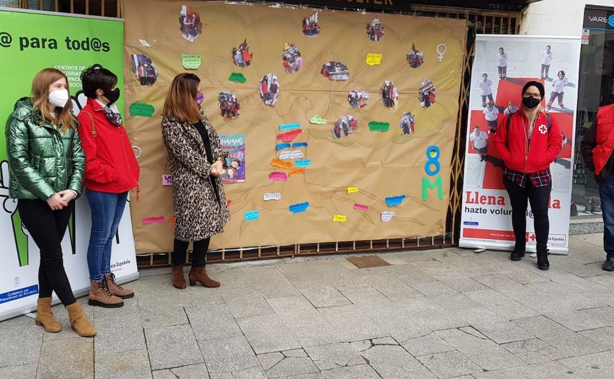 8M en Asturias: Las mujeres de Cangas del Narcea abogan por «avanzar en el cambio de conciencia y política social» para alcanzar la igualdad
