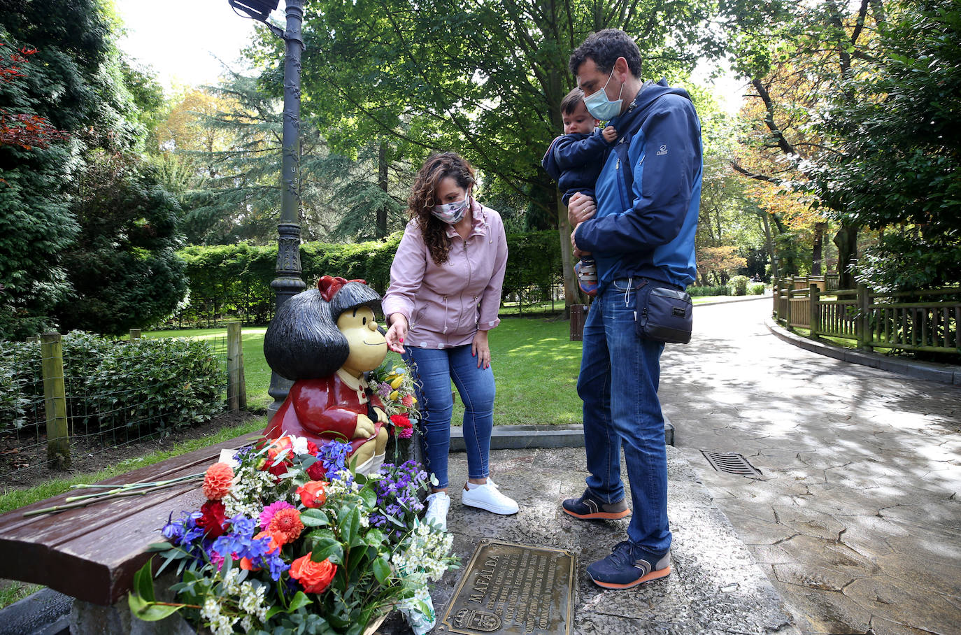 El plan director del Campo de San Francisco busca recuperar el pulmón verde para los ciudadanos e impulsar mejoras que le permitan recuperar el esplendor de épocas pasadas. Generaciones y generaciones se han criado corriendo entre sus árboles y caminos, convirtiéndole en fiel testigo de la historia de Oviedo