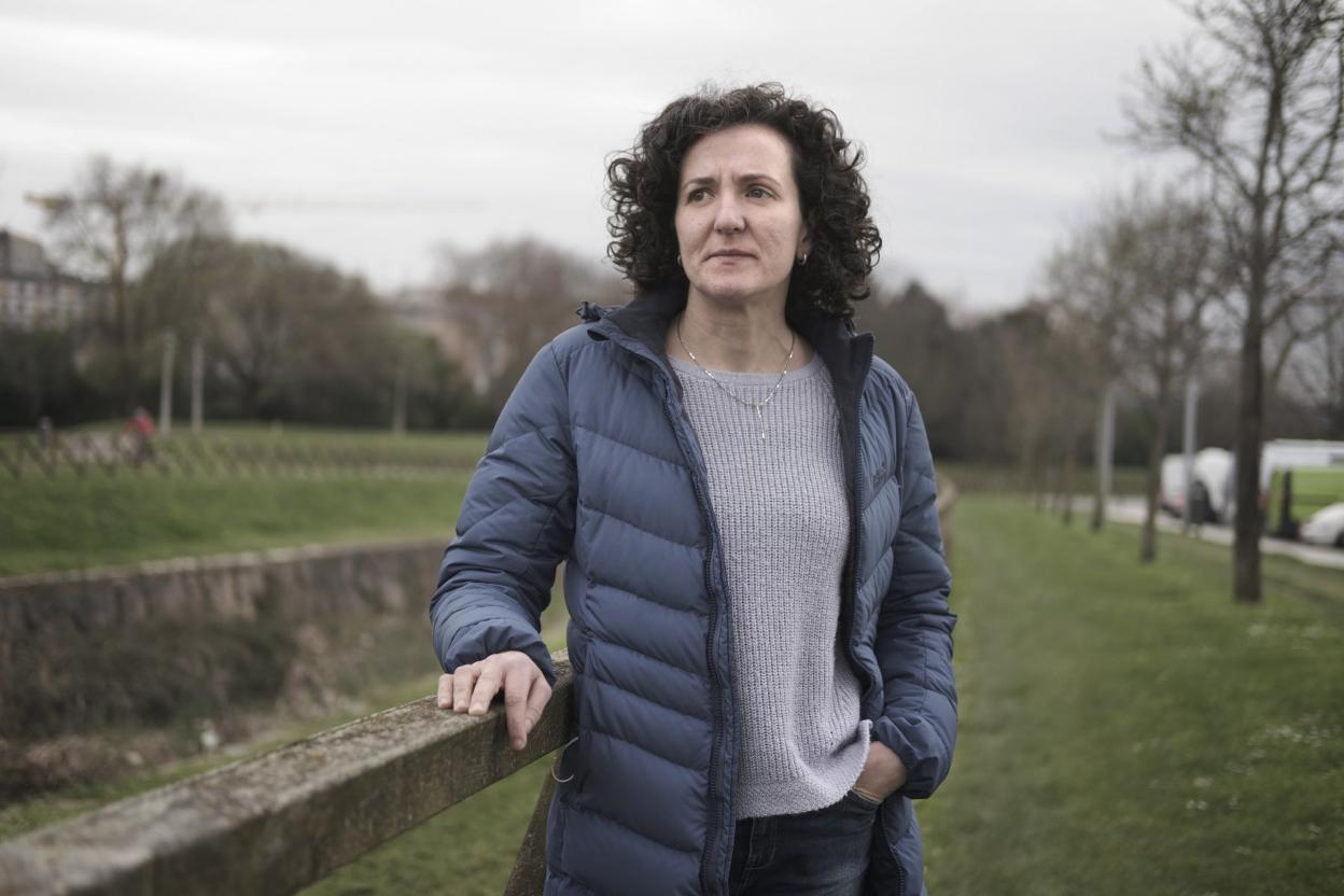 Sonia Franquet, policía nacional en la comisaría de Gijón y campeona olímpica de tiro. 