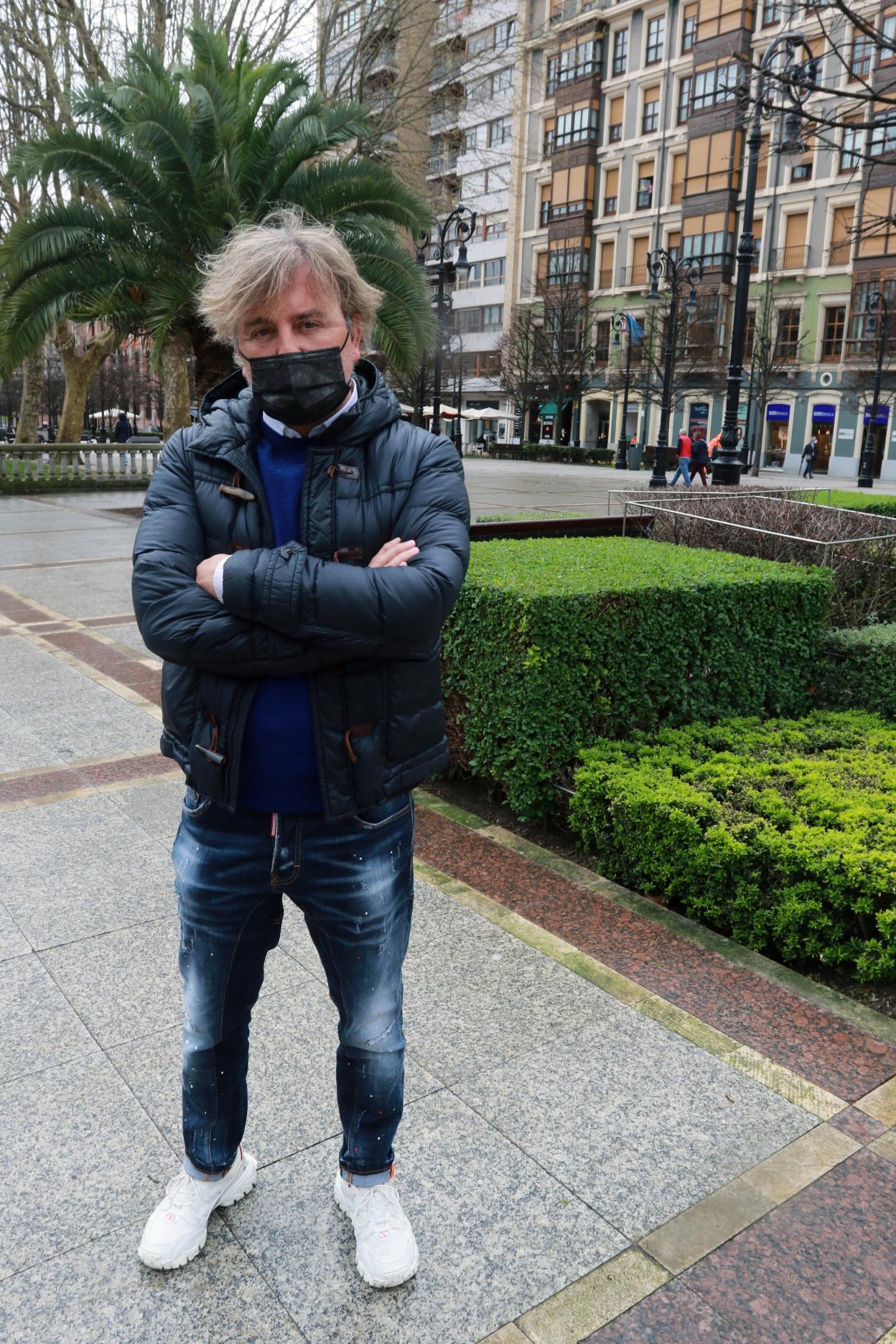 Ángel Lorenzo, en el paseo de Begoña. 