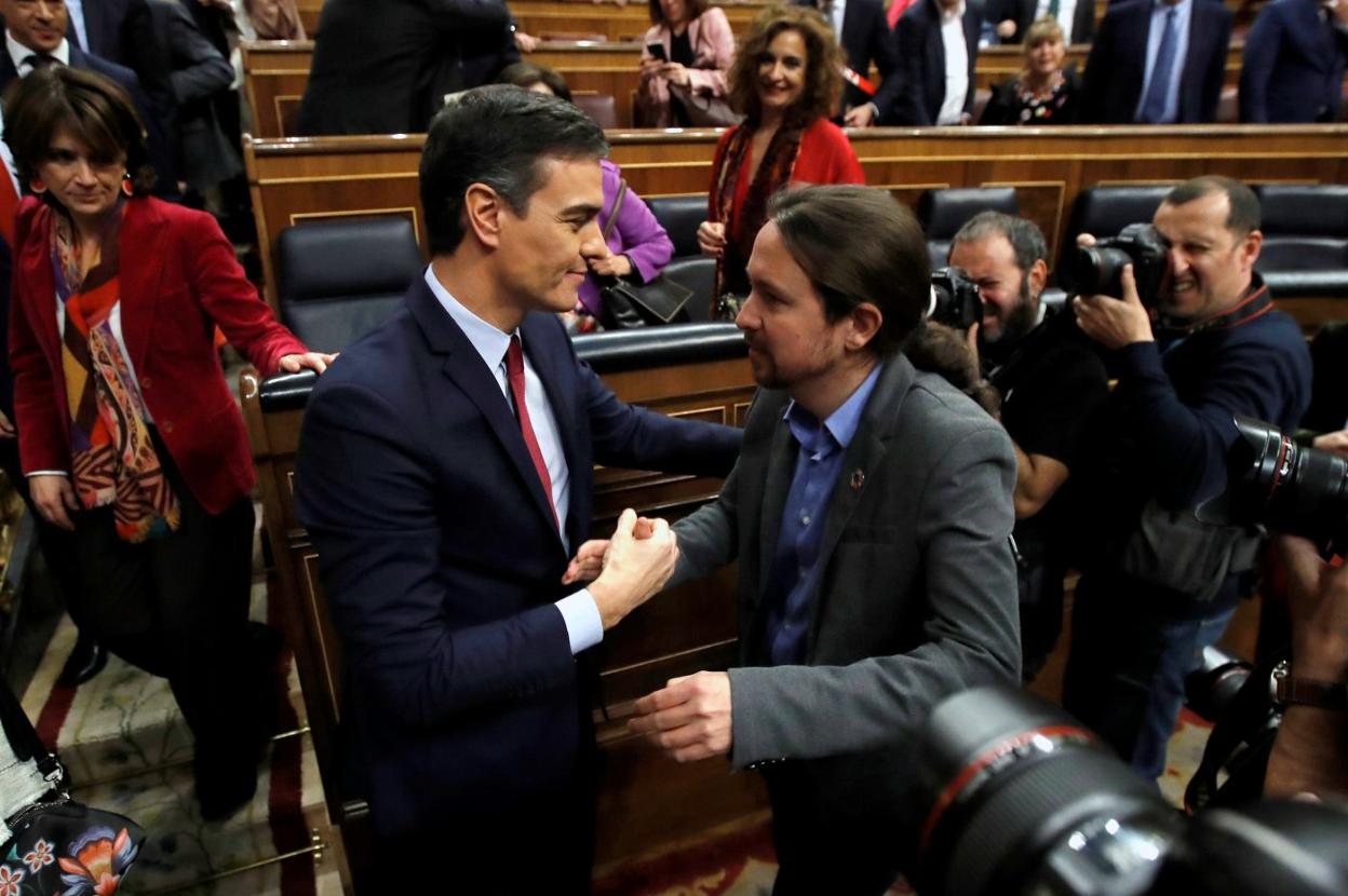Iglesias revoluciona la legislatura con su salida del Gobierno para ser candidato en Madrid