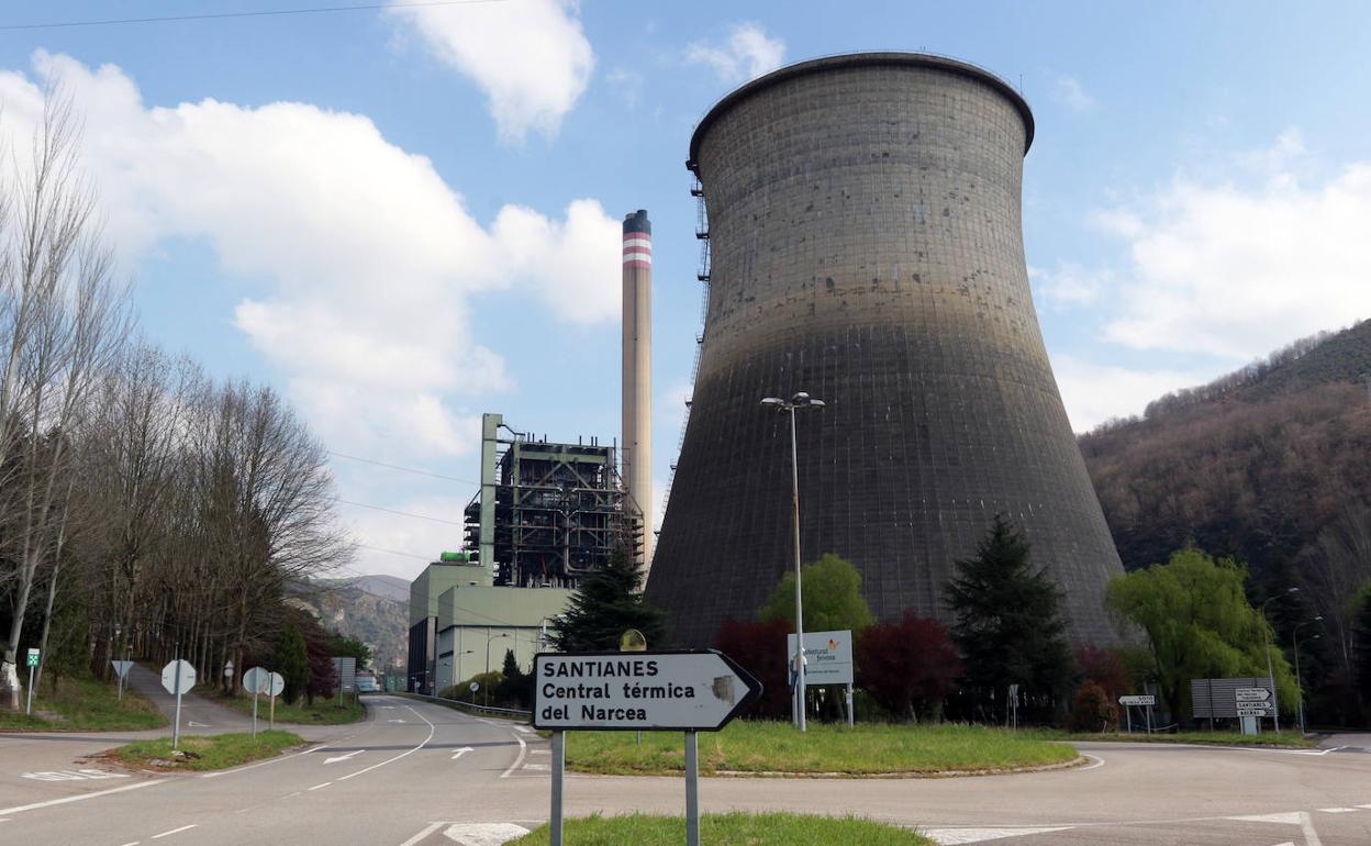 Central térmica de Soto la Barca, en Tineo.