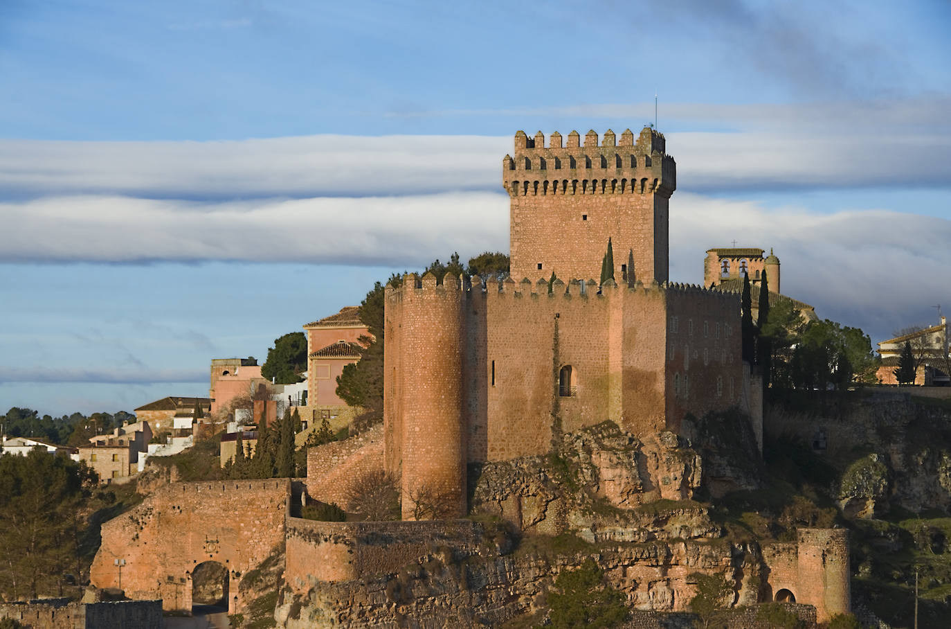 2. Alarcón (Cuenca), con 74.140 búsquedas mensuales