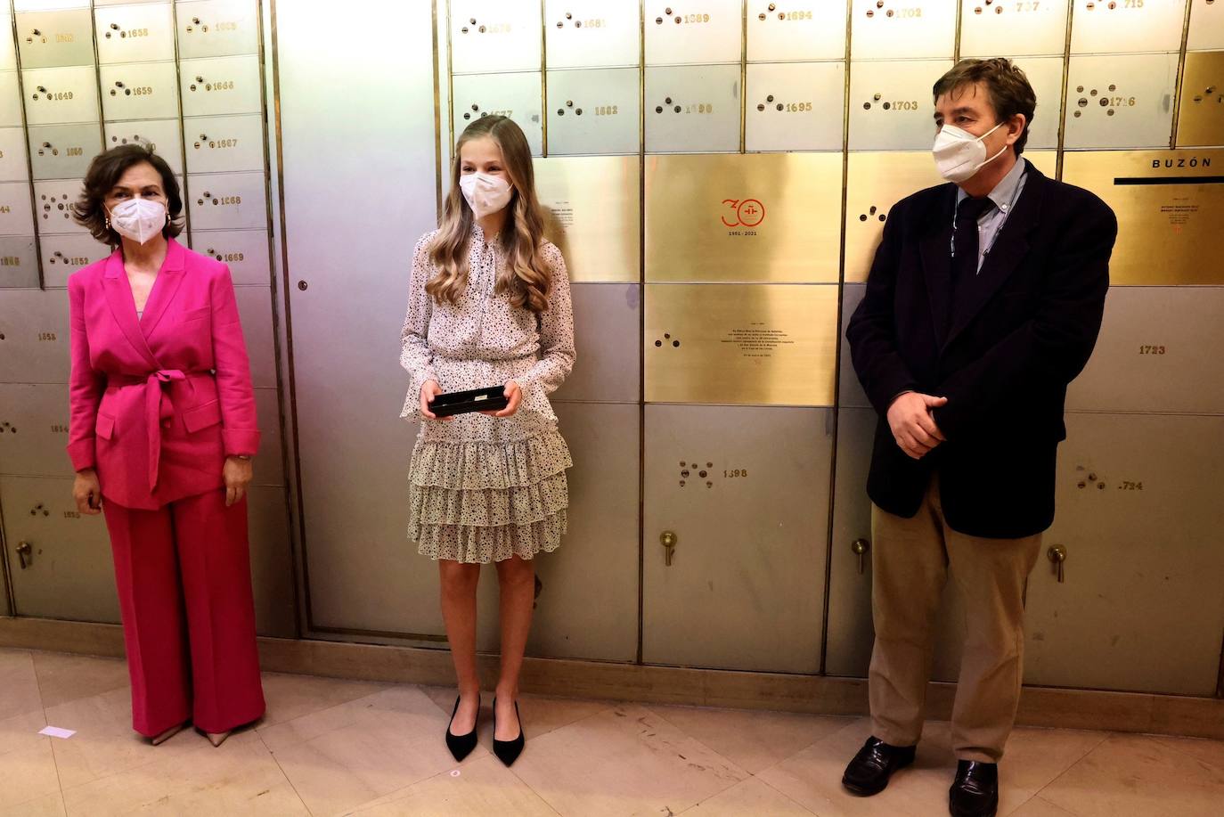 La Princesa Leonor ha presidido hoy su primer acto en solitario de su trayectoria institucional, la conmemoración del 30 aniversario del Instituto Cervantes. Ha estado acompañada por la vicepresidenta primera del Gobierno, Carmen Calvo y por el director del Instituto Cervantes, Luis Garcia Montero