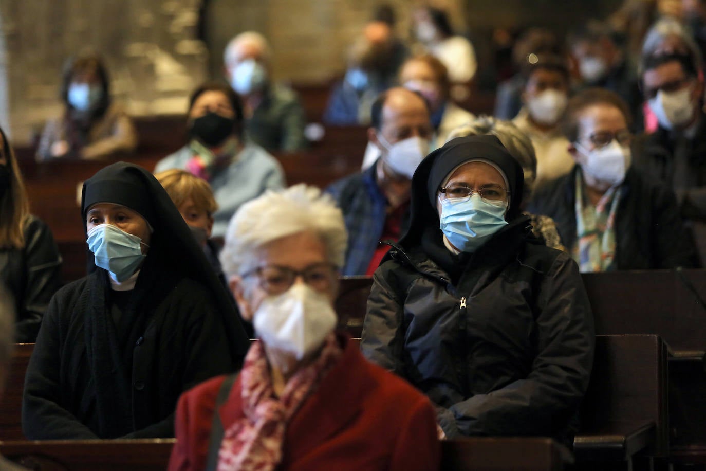 Las altas temperaturas invitan a disfrutar de la jornada dominical, adaptándose a las restricciones marcadas por la covid