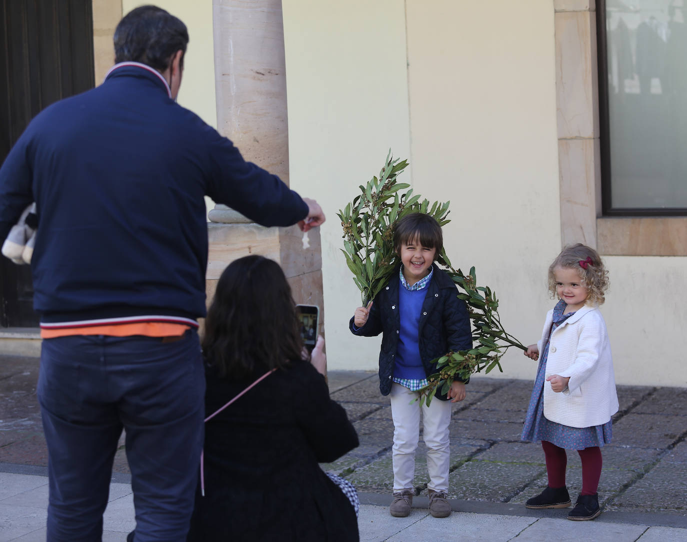 Las altas temperaturas invitan a disfrutar de la jornada dominical, adaptándose a las restricciones marcadas por la covid