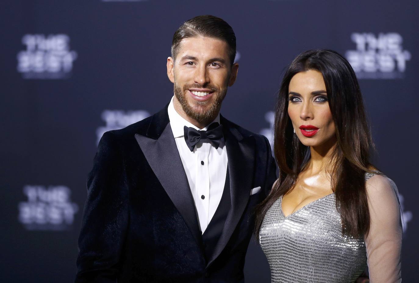 El Real Madrid ha felicitado hoy a su capitán, Sergio Ramos, que sopla 35 velas, 35 años de conquistas en el terreno de juego y también en su vida personal: un mundial, dos eurocopas, cuatro Champions League, cinco ligas, una bellísima esposa y cuatro hijos resumen tres décadas y media de quien es ya leyenda blanca y nacional.