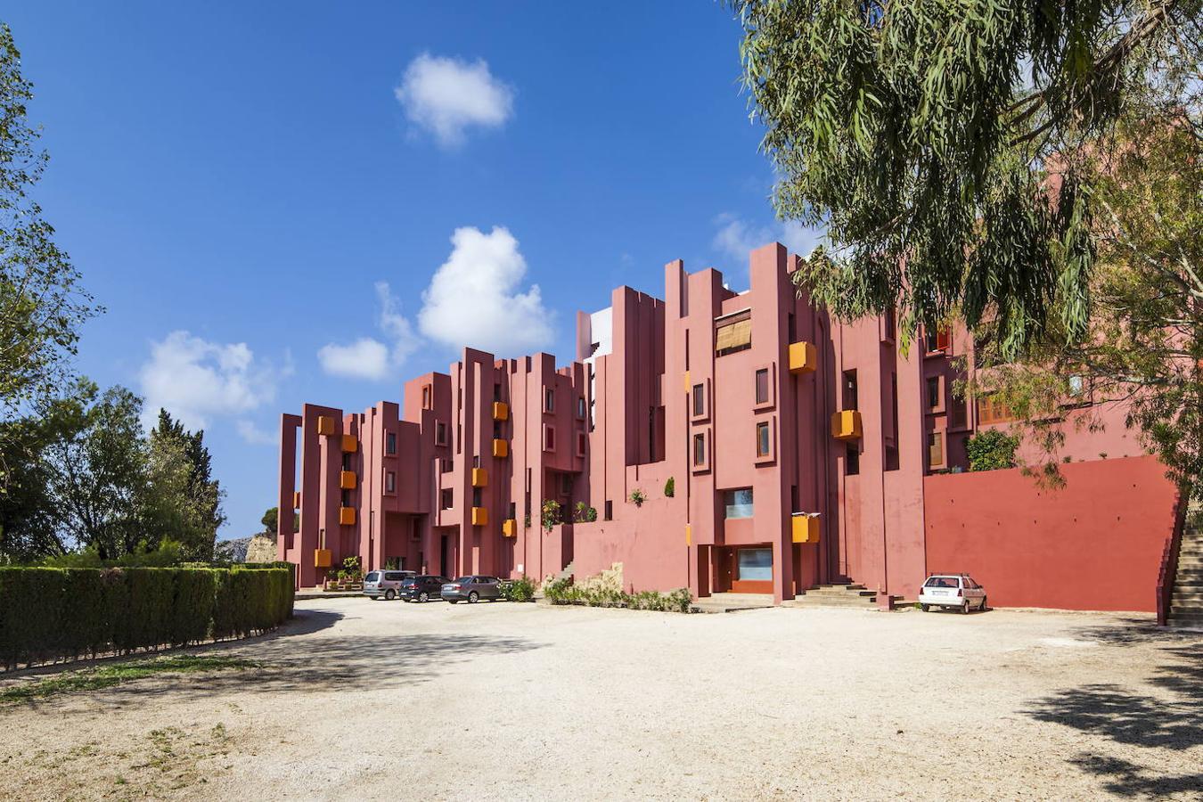 La Muralla Roja de Calpe (Alicante)