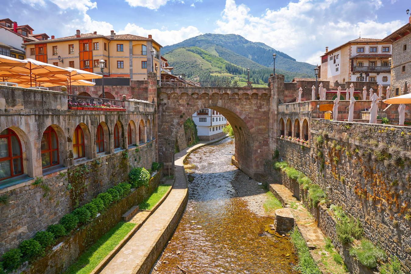 Puente de Potes (Cantabria)