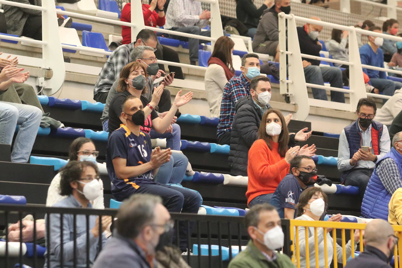 Fotos: Las imágenes del Liberbank Oviedo Baloncesto 91-77 TAU Castelló