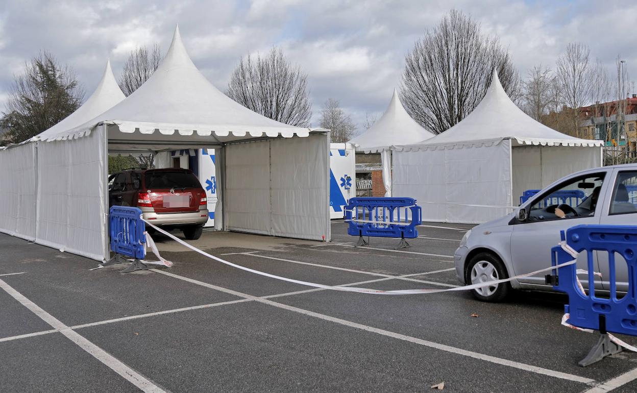 Un autocovid en Gijón 