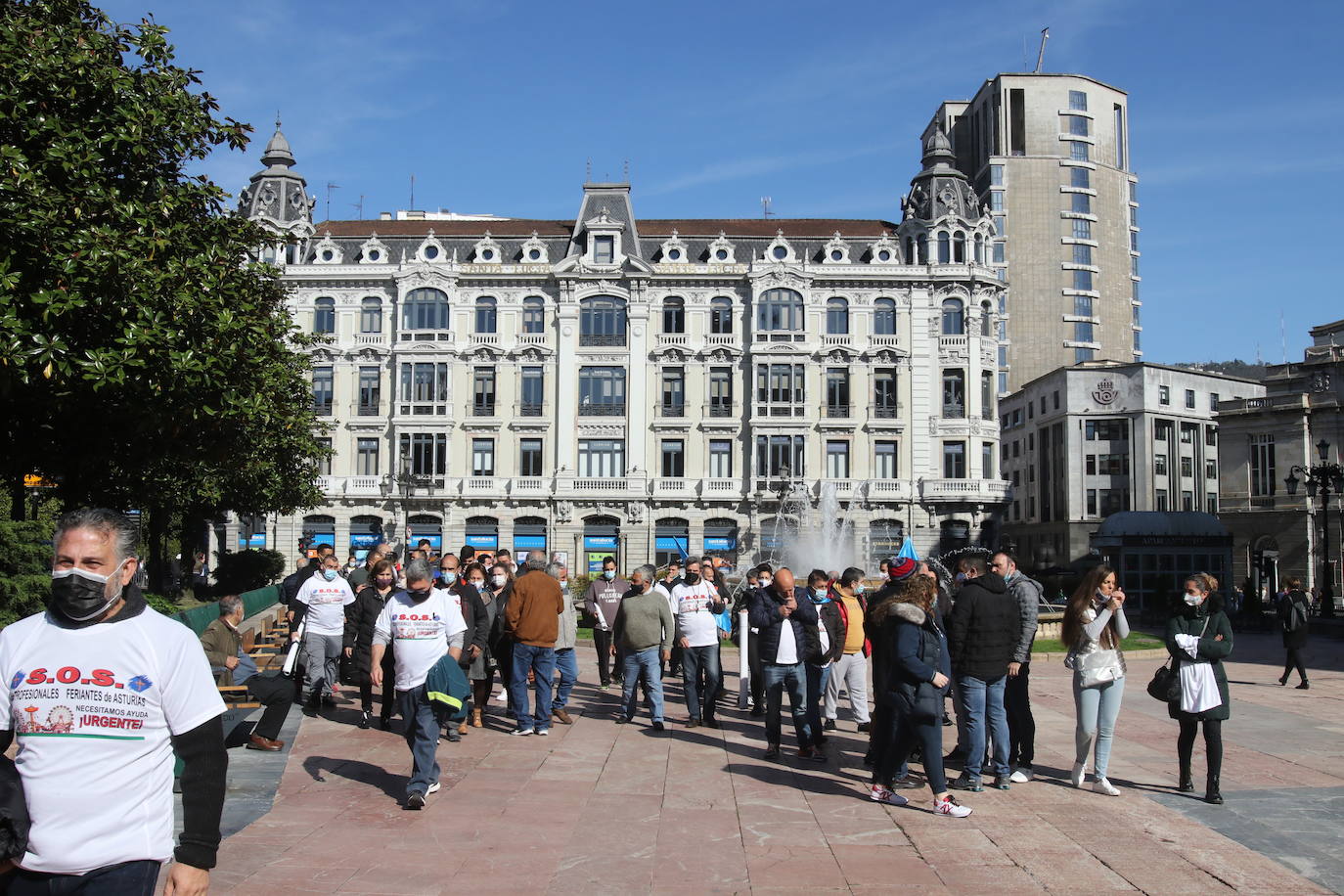 El sector está paralizado desde el pasado octubre y reclaman al Principado volver a trabajar. De él dependen 800 personas en Asturias.