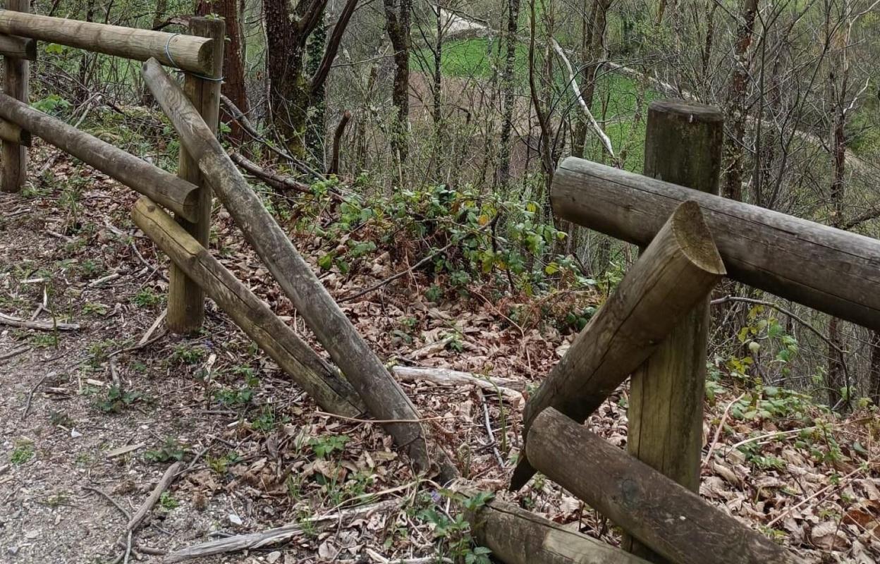 El tramo cercano a Precia la Vara, donde los daños, que se repararán en breve, son apreciables. 