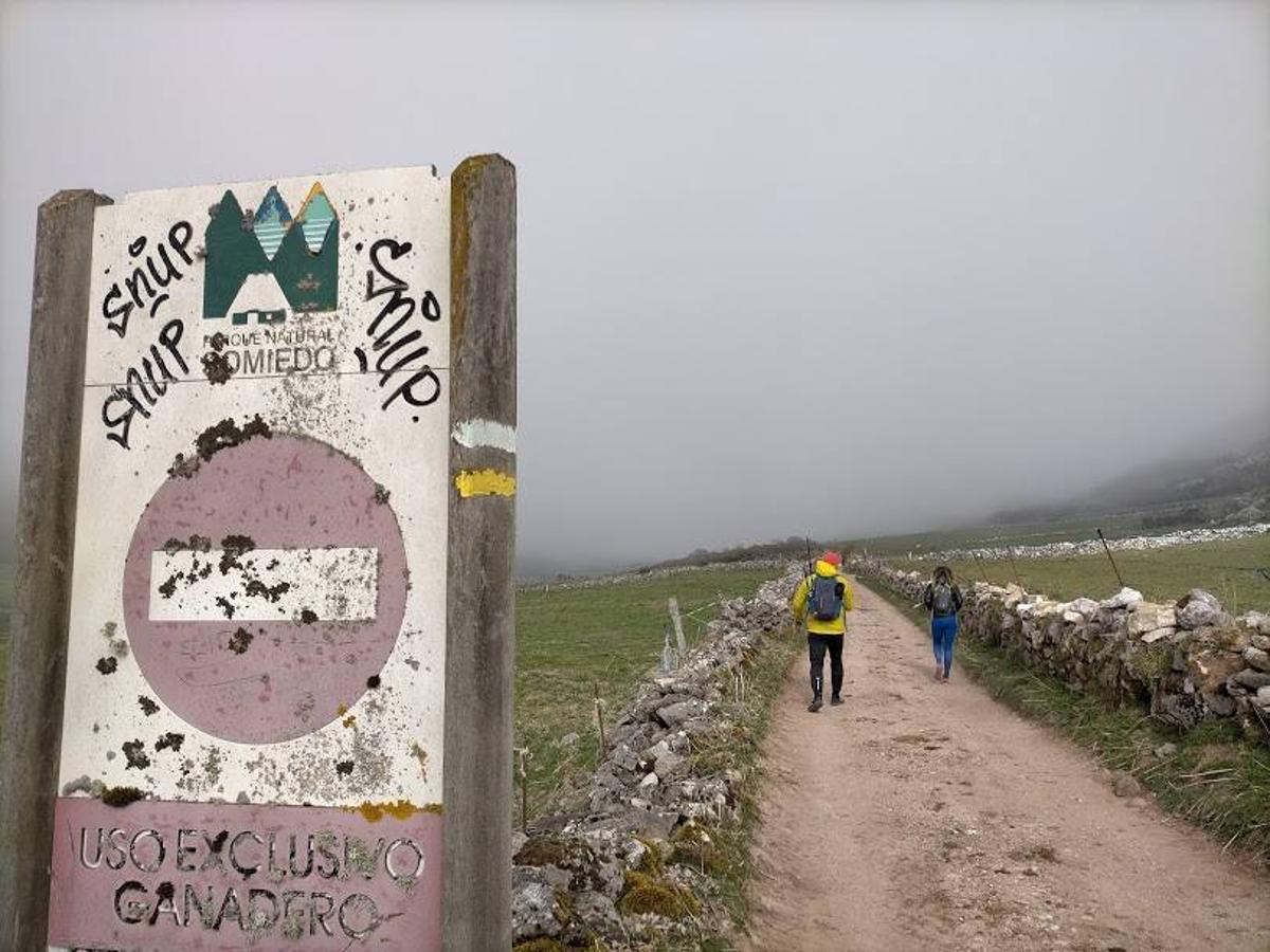 Fotos: Ruta con nieve al Pico Cornón