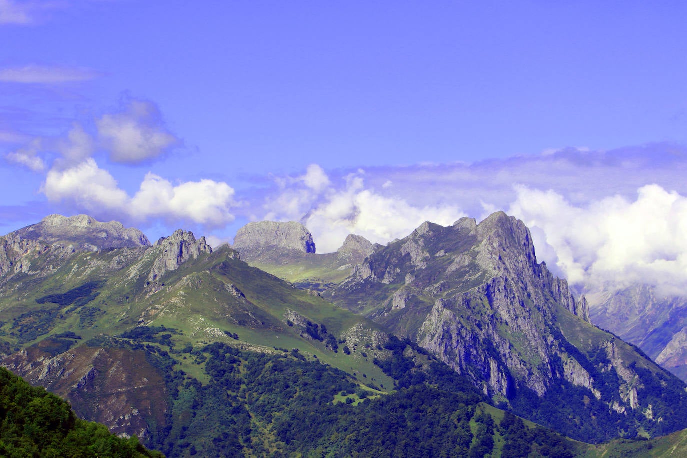 Parque Natural Las Ubiñas-La Mesa (Asturias)