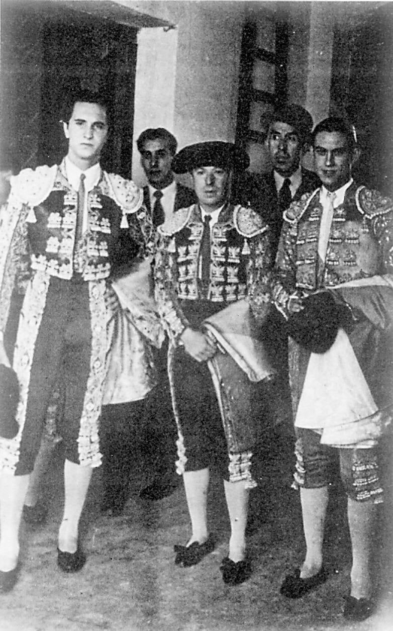 El Bibio se quedó en 2020 por primera vez sin festejos taurinos desde 1941. Fue la única falta en siete décadas. Inaugurada en 1888, la plaza de toros gijonesa ha vivido muy pocos años de sequía a lo largo de su historia. Por diferentes circunstancias, incluido el paréntesis de la Guerra Civil, no hubo corridas en 1915, 1936, 1937, 1938, 1939 y 1940. Para 2021, el Ayuntamiento ya ha mostrado su «total colaboración» para retomar la Feria de Nuestra Señora de Begoña, aunque sea en un formato más reducido. 1910.