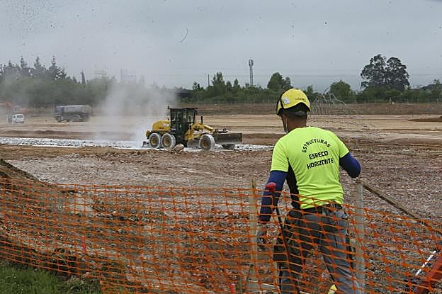 «No nos importa aguantar el polvo de las obras porque Amazon traerá empleo»