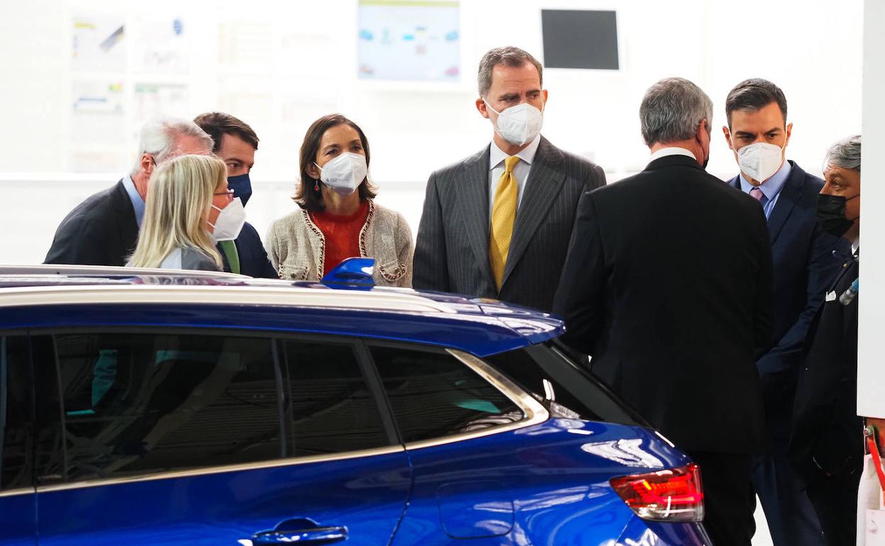 El rey Felipe VI asistió hace apenas un mes a la presentación del Plan Estratégico de Renault en España