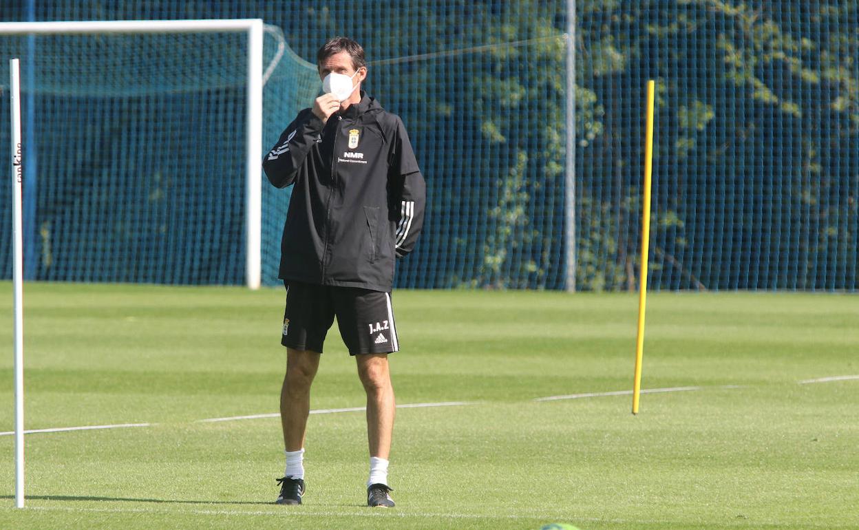 Ziganda, en un entrenamiento del Real Oviedo