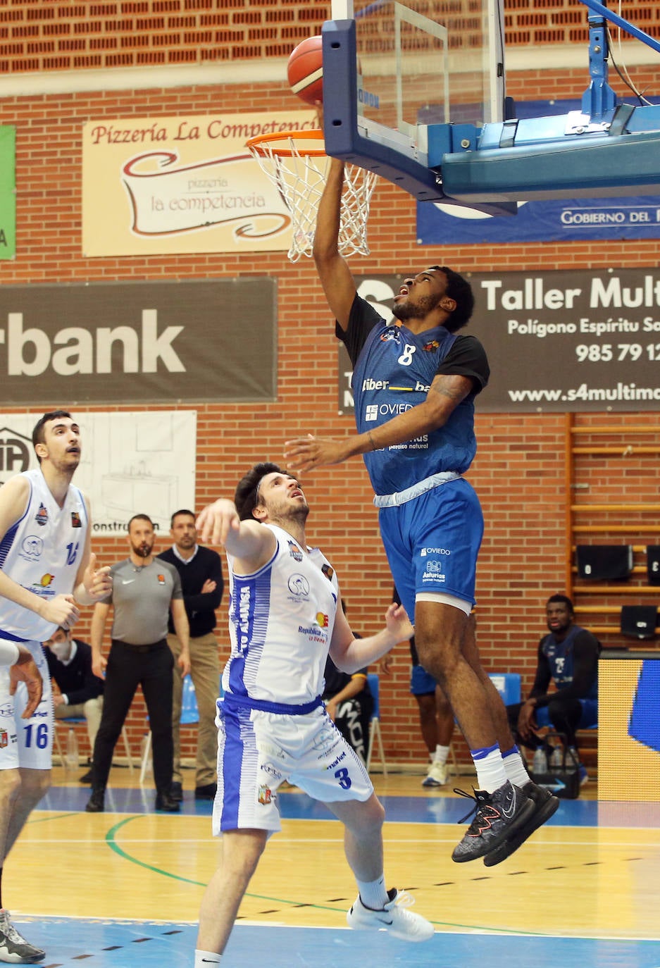 El Liberbank Oviedo jugará por el ascenso a la Liga ACB tras remontar al Almansa (92-87)
