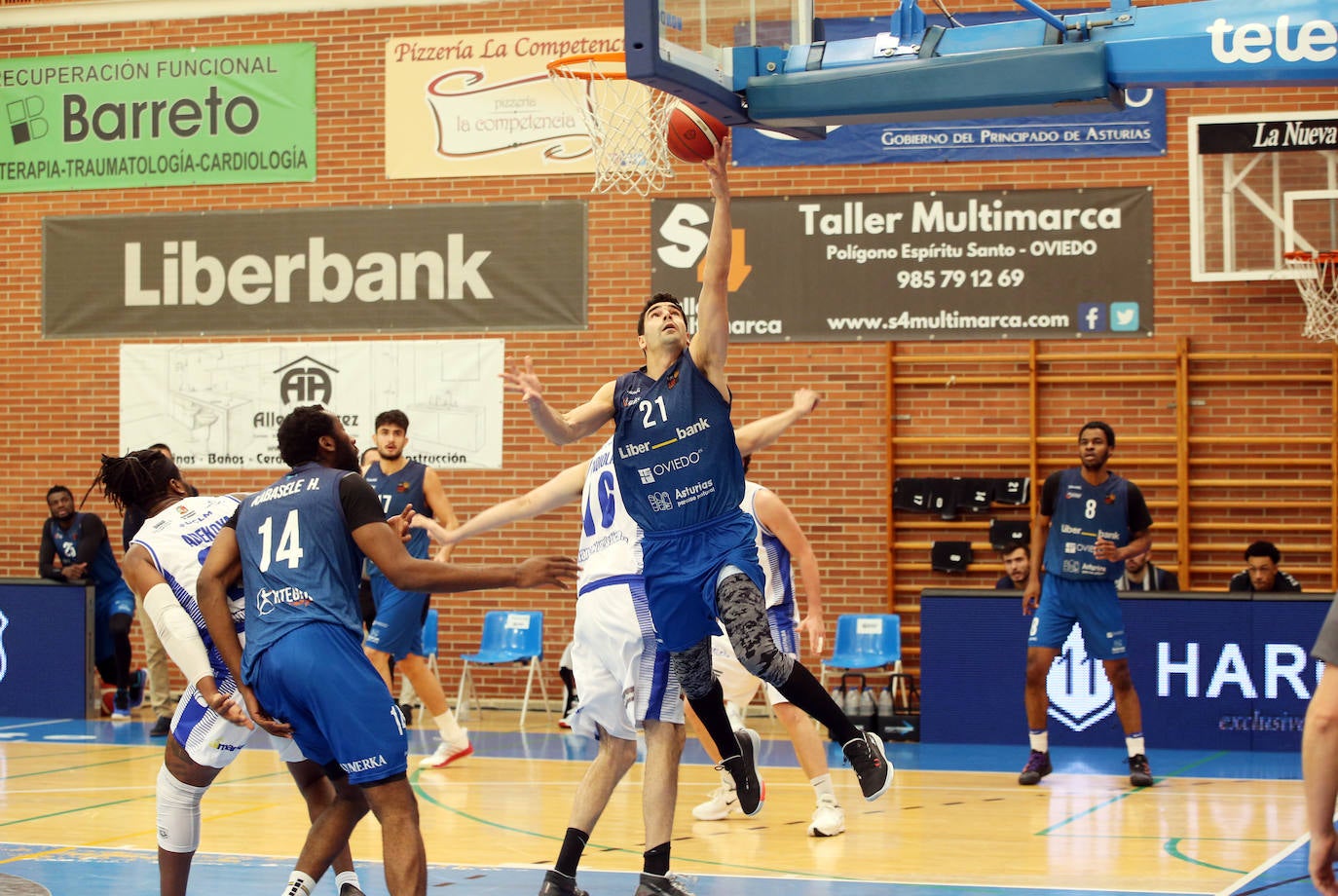 El Liberbank Oviedo jugará por el ascenso a la Liga ACB tras remontar al Almansa (92-87)