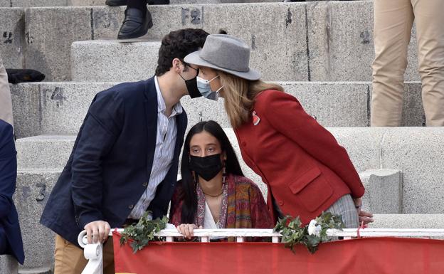 La infanta Elena junto a sus hijos, Victoria Federica y Felipe Juan Froilán