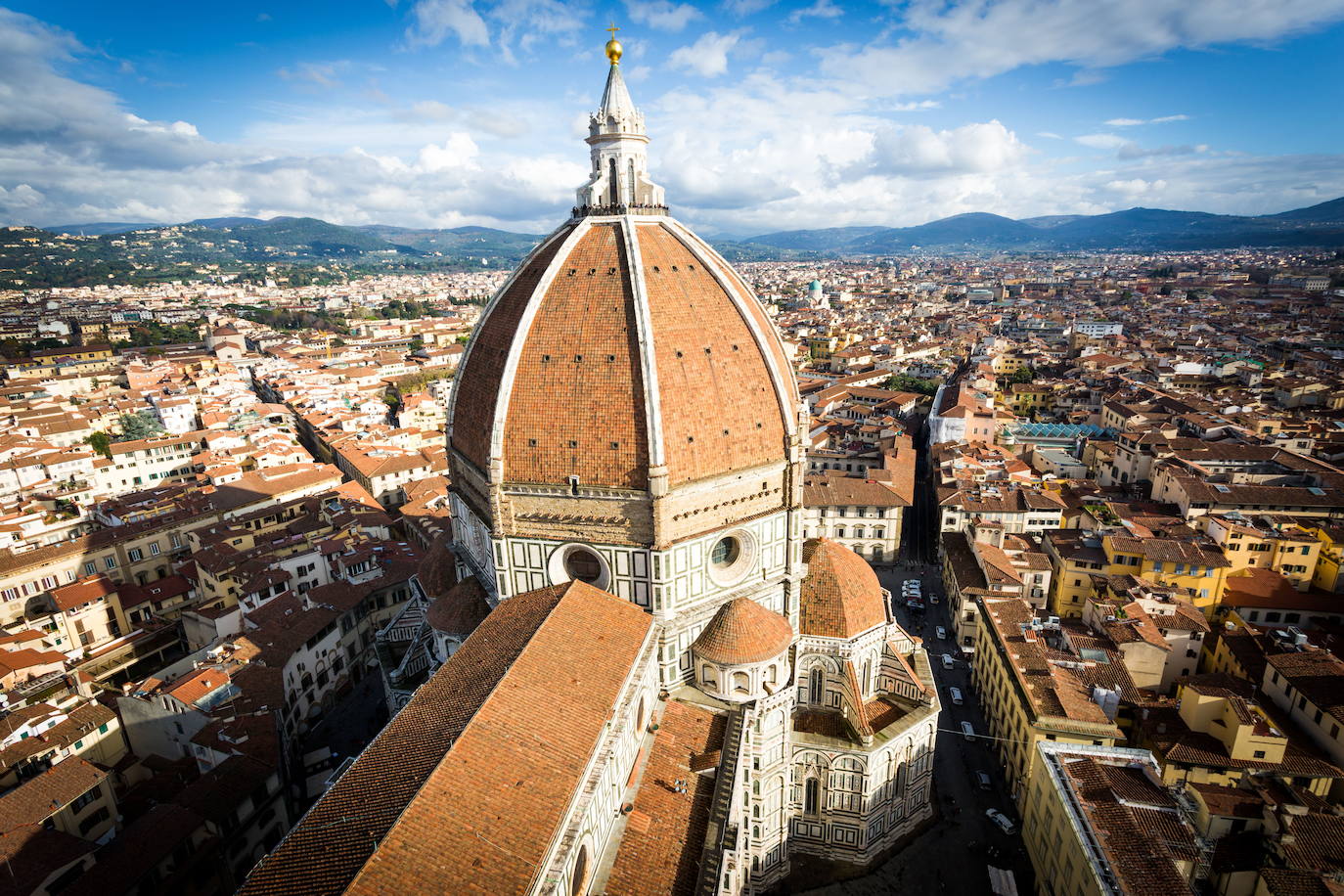 3. El campanario de Giotto (Florencia, Italia) 