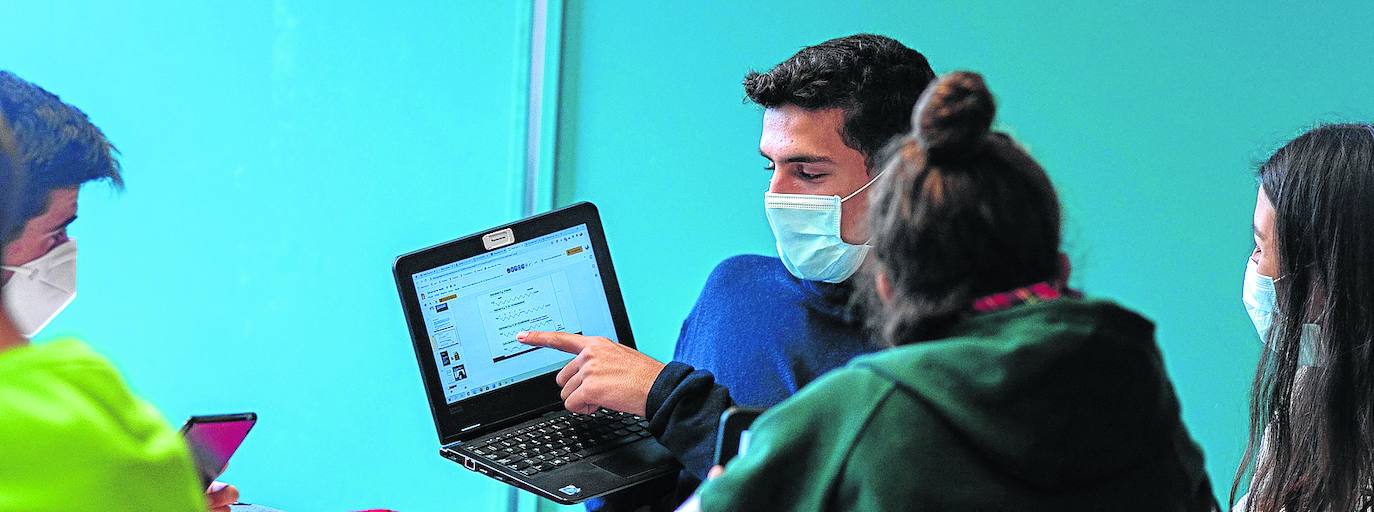 Imagen de uno de los grupos participantes en el Campus Virtual.