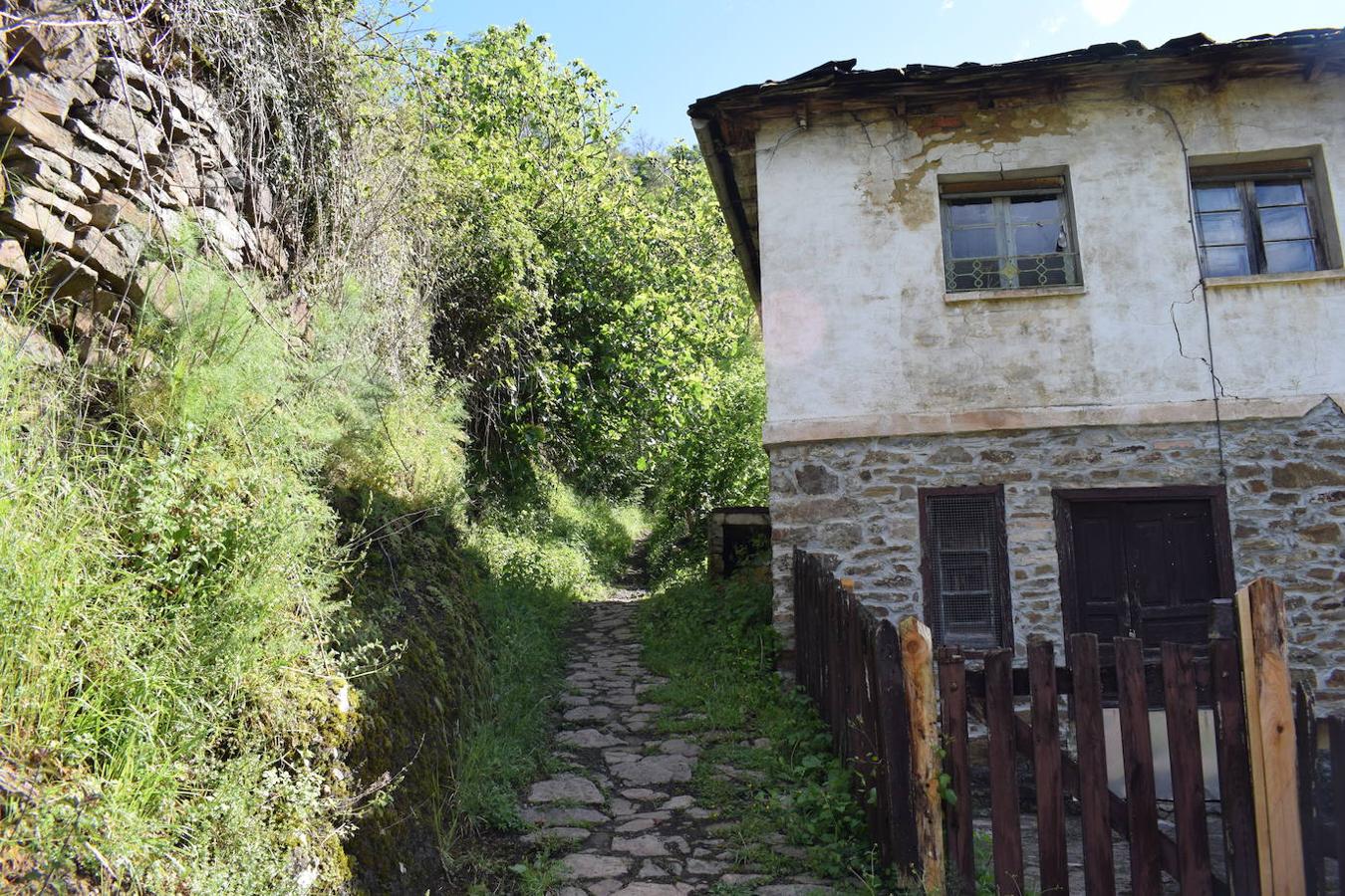 Fotos: Ruta al Pico Moros por el inicio de la Ruta les Fuentes