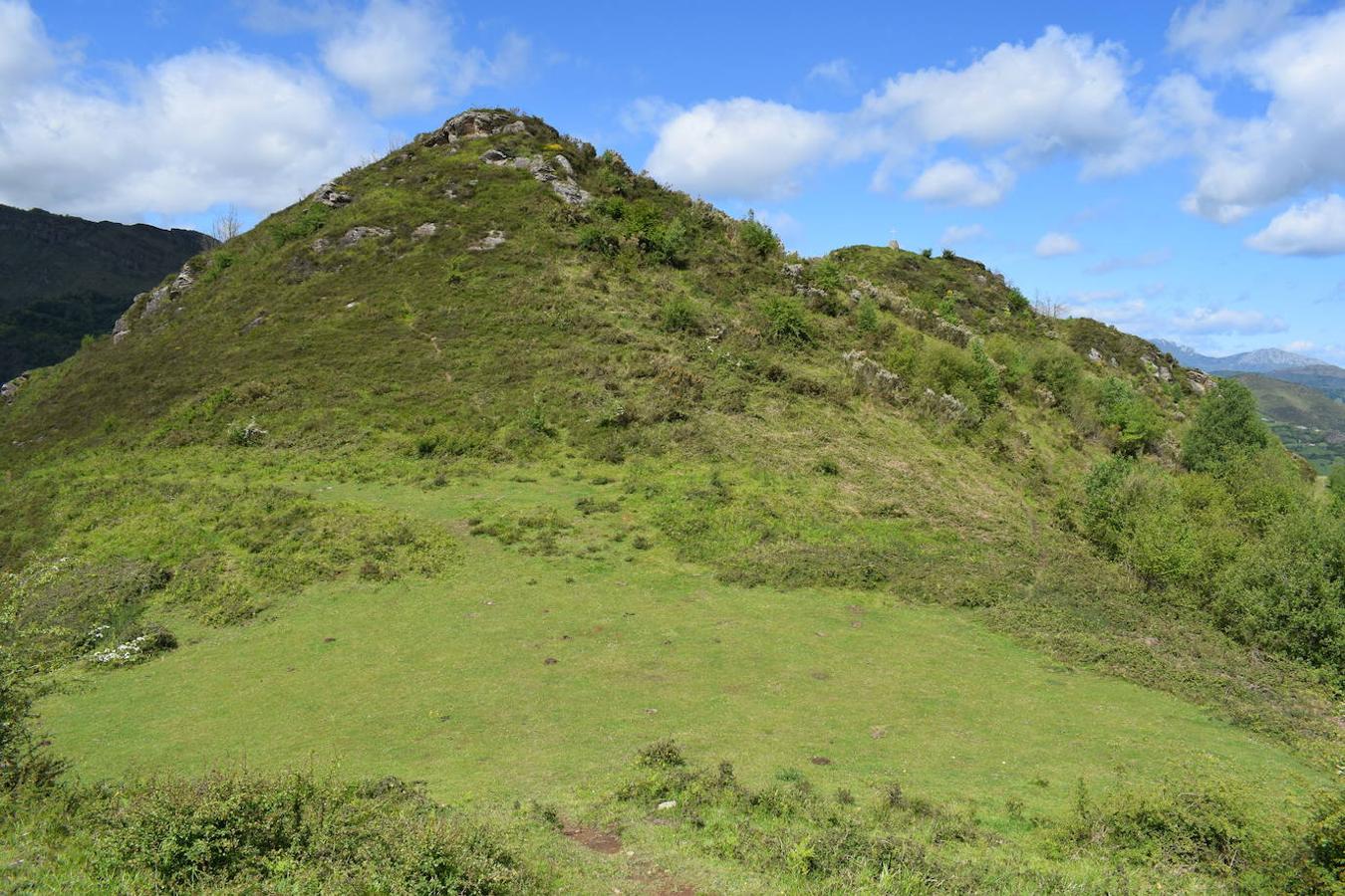 Fotos: Ruta al Pico Moros por el inicio de la Ruta les Fuentes