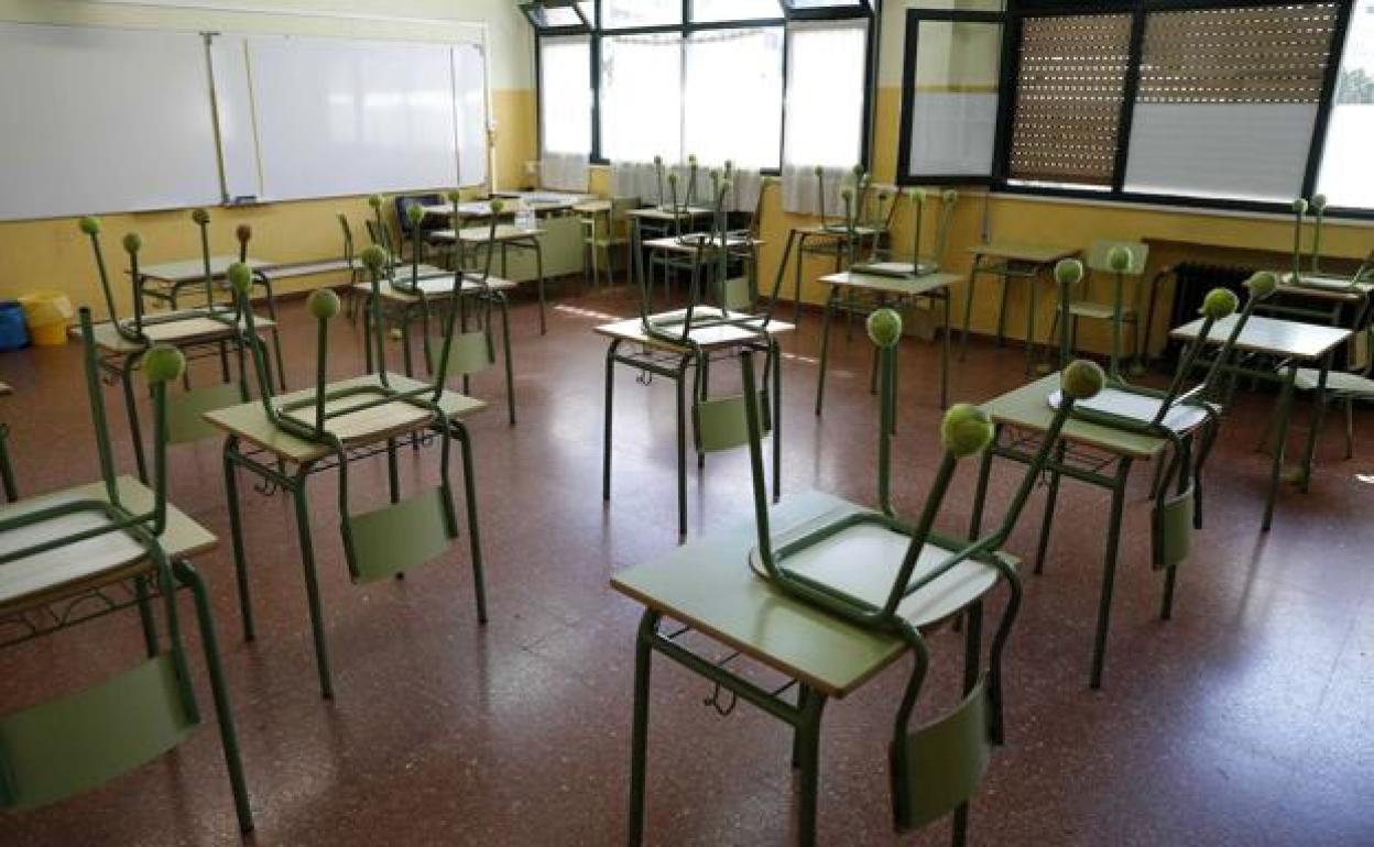 Los profesores rechazan ampliar las ratios y que disminuya la distancia de seguridad