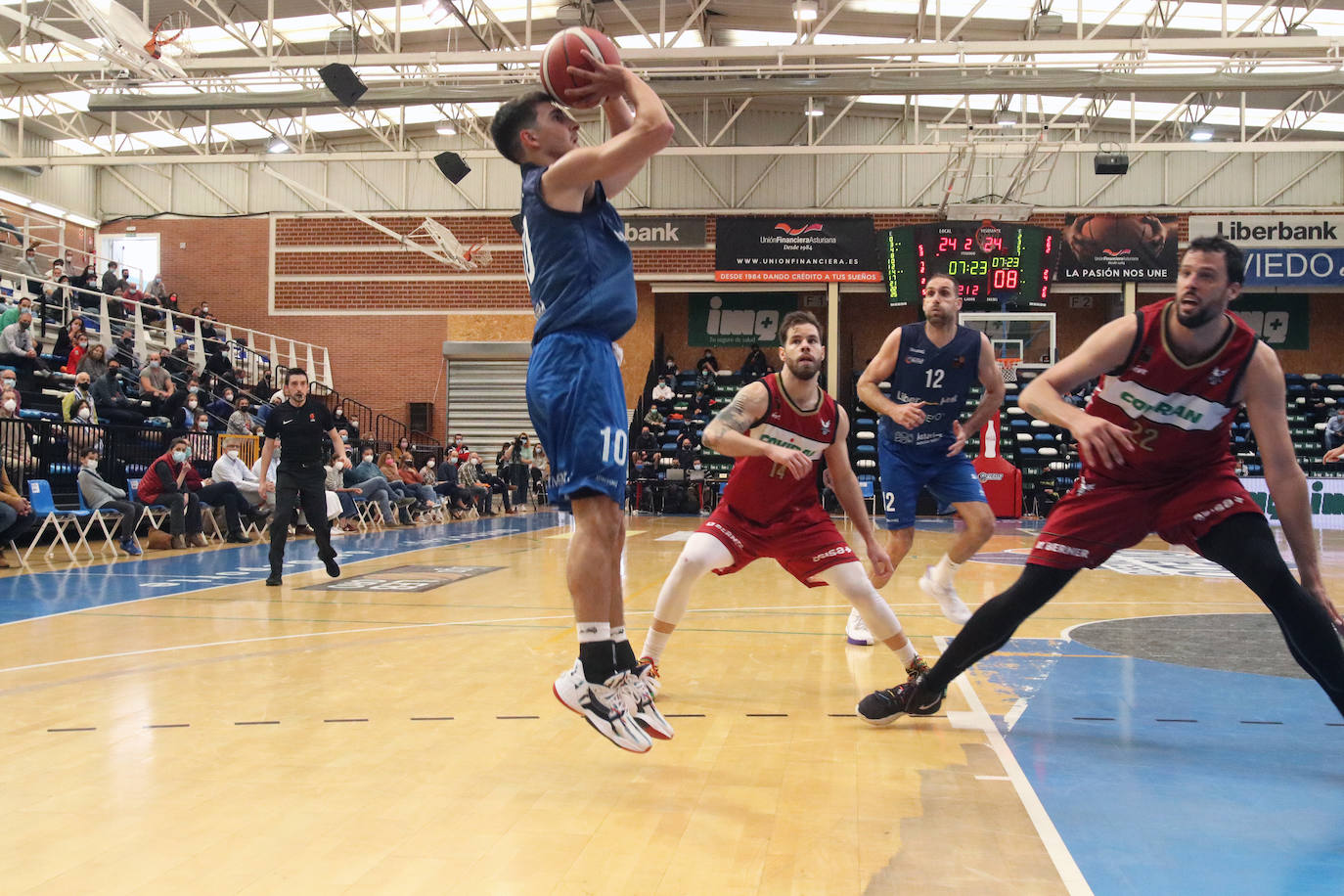 Fotos: Las imágenes del Liberbank Oviedo 78-83 Granada