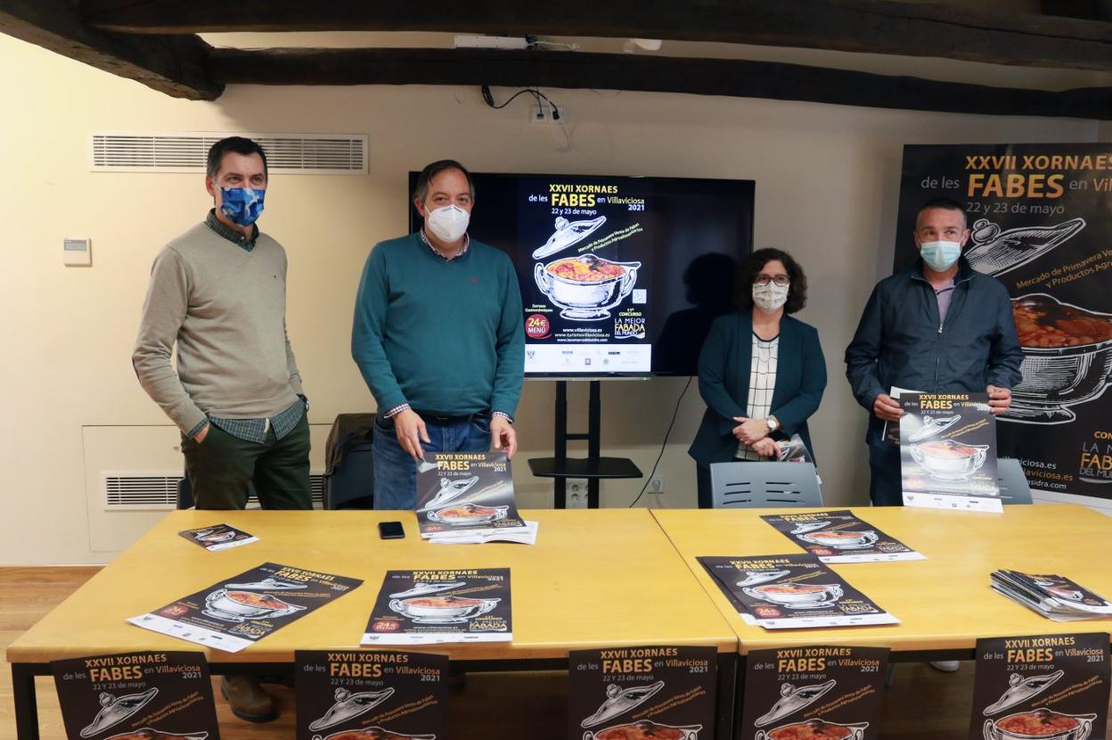 David Fernández-Prada, Alejandro Vega, Mamen Oliván y Sergio Suárez presentaron las jornadas en la Casa de los Hevia, en Villaviciosa. 