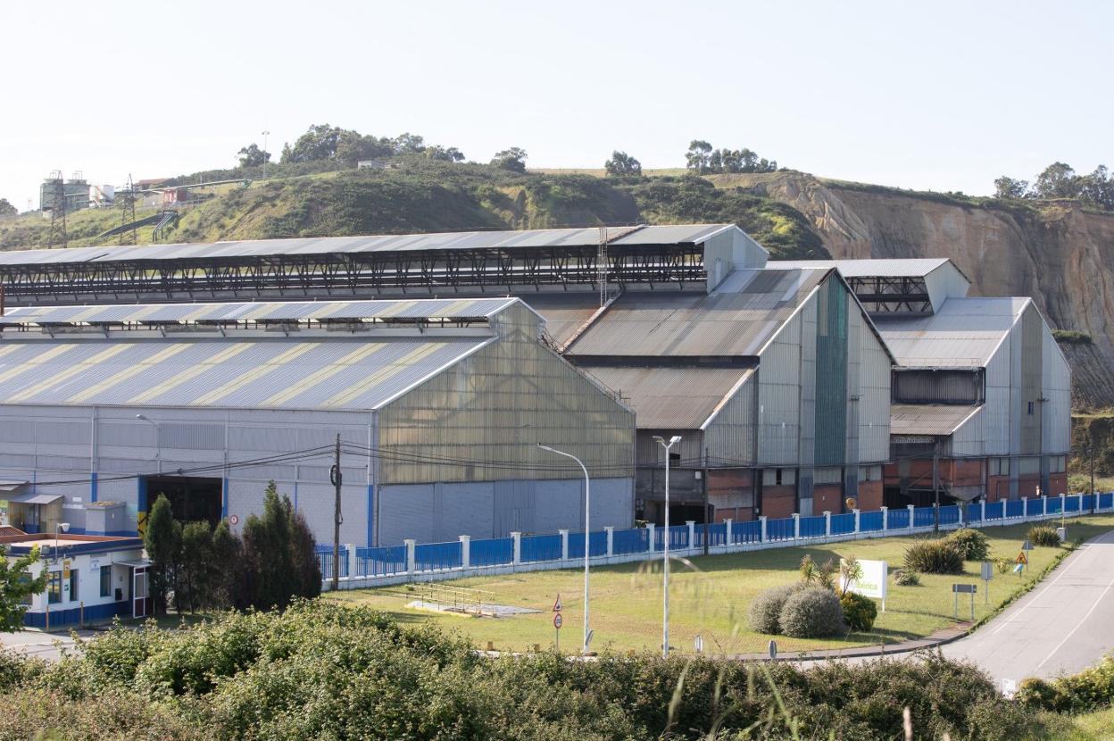 Las instalaciones de Alu Ibérica, en San Balandrán. 