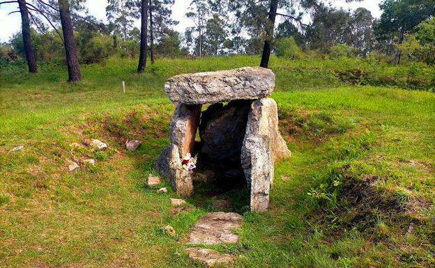 Ruta a los dólmenes del Monte Areo