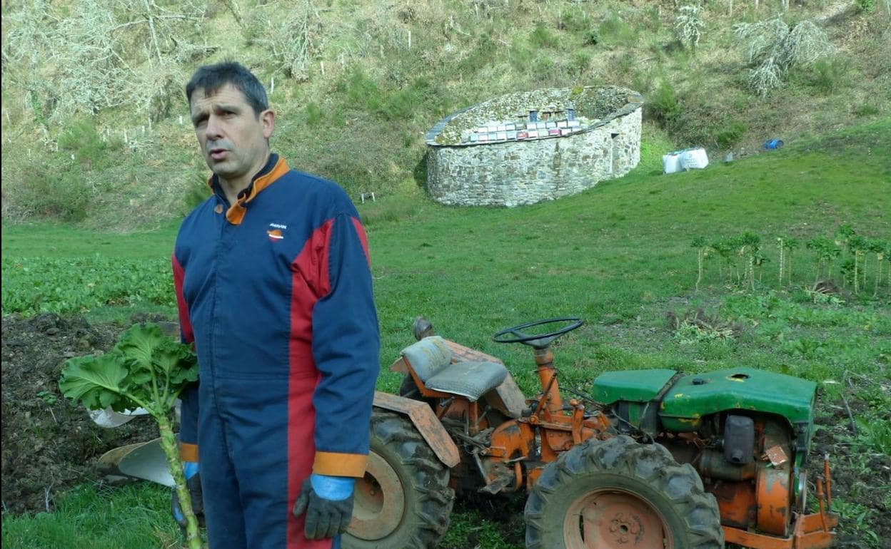 Toño Rodríguez, alcalde del barrio de Moal: «La gente va a coger miedo de  adentrarse en el monte» | El Comercio: Diario de Asturias