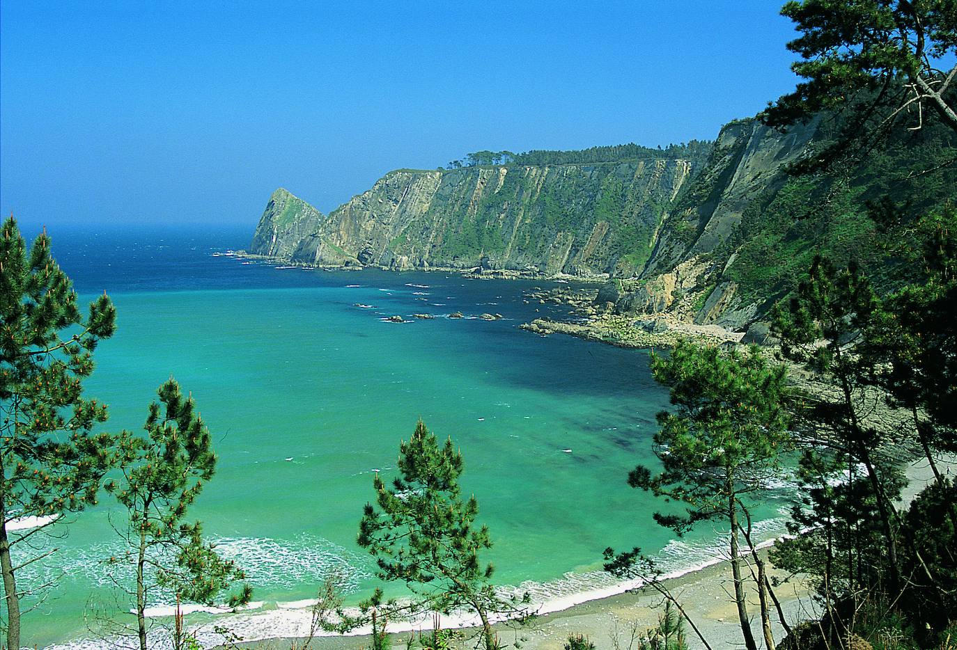 Playa de Oleiros, Cudillero