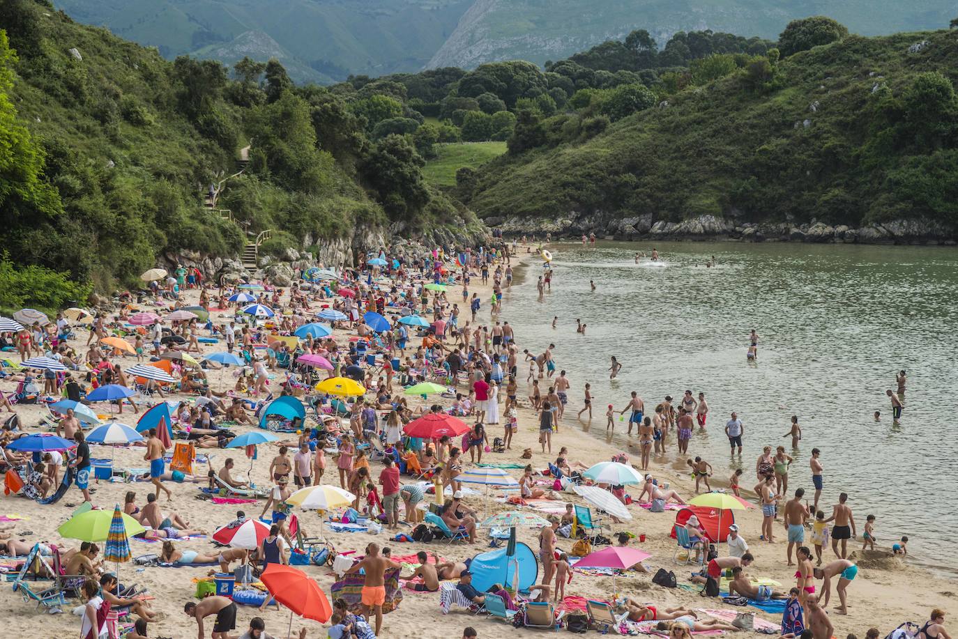 Playa de Poo, Llanes