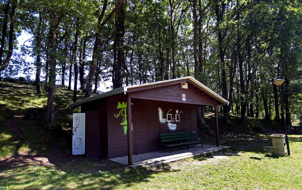 Chiringuito en el área recreativa de Orizón, en Paraes, Nava. 
