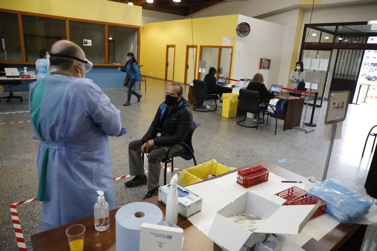 Cribado masivo realizado en el valle del Nalón el pasado mes de noviembre. 