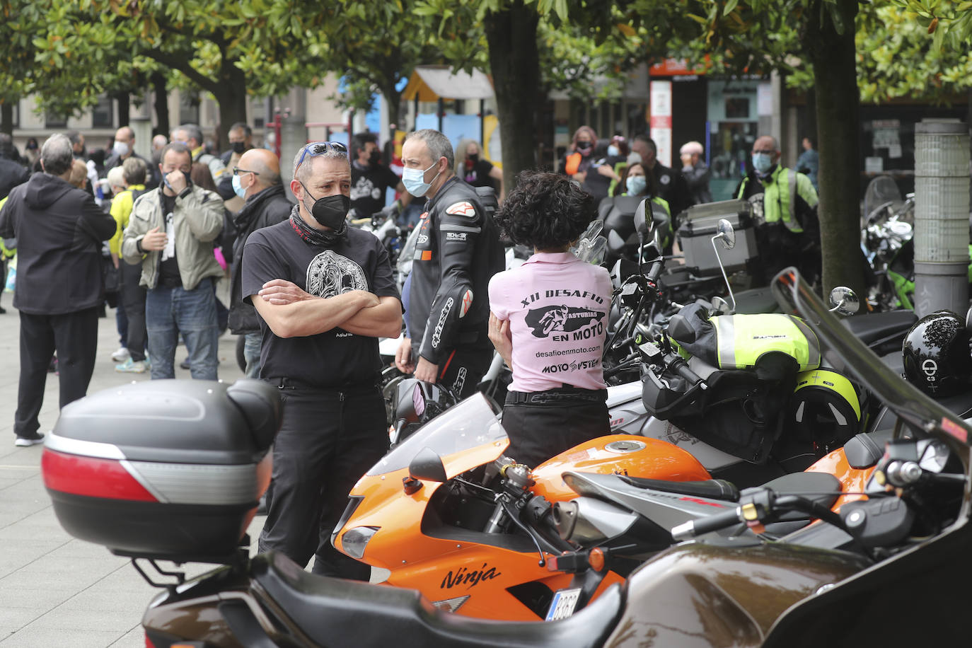 Más de 600 motos se han concentrado en Gijón para exigir más seguridad en las carreteras.